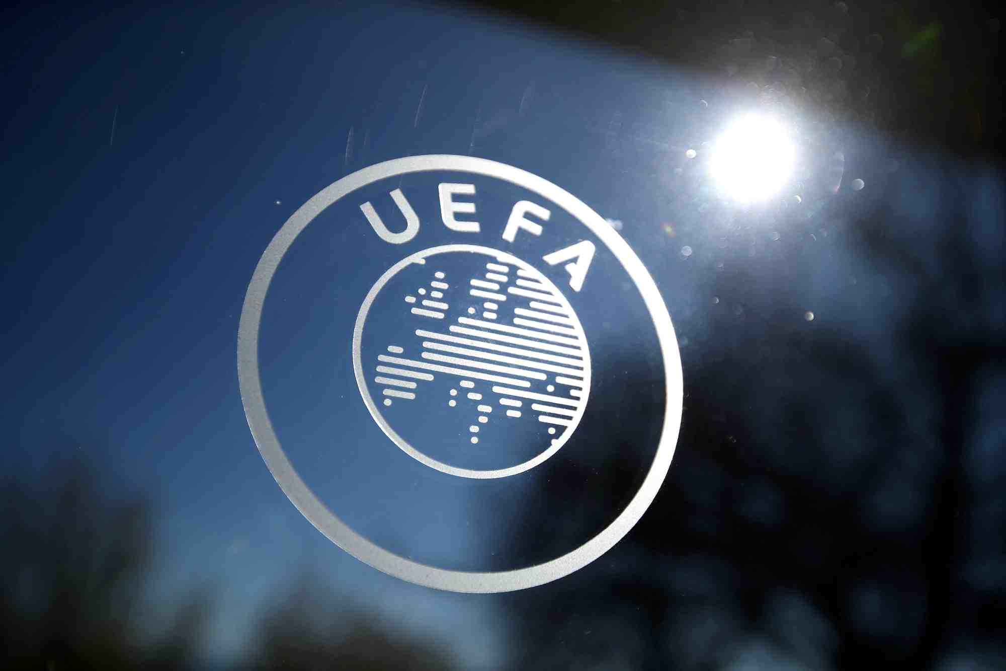 La Cour de justice de l'Union européenne a estimé jeudi que les règles de l'UEFA relatives à l’autorisation de compétitions de football, telles que la Super Ligue, dissidente de la Ligue des champions, étaient contraires au droit de la concurrence.
