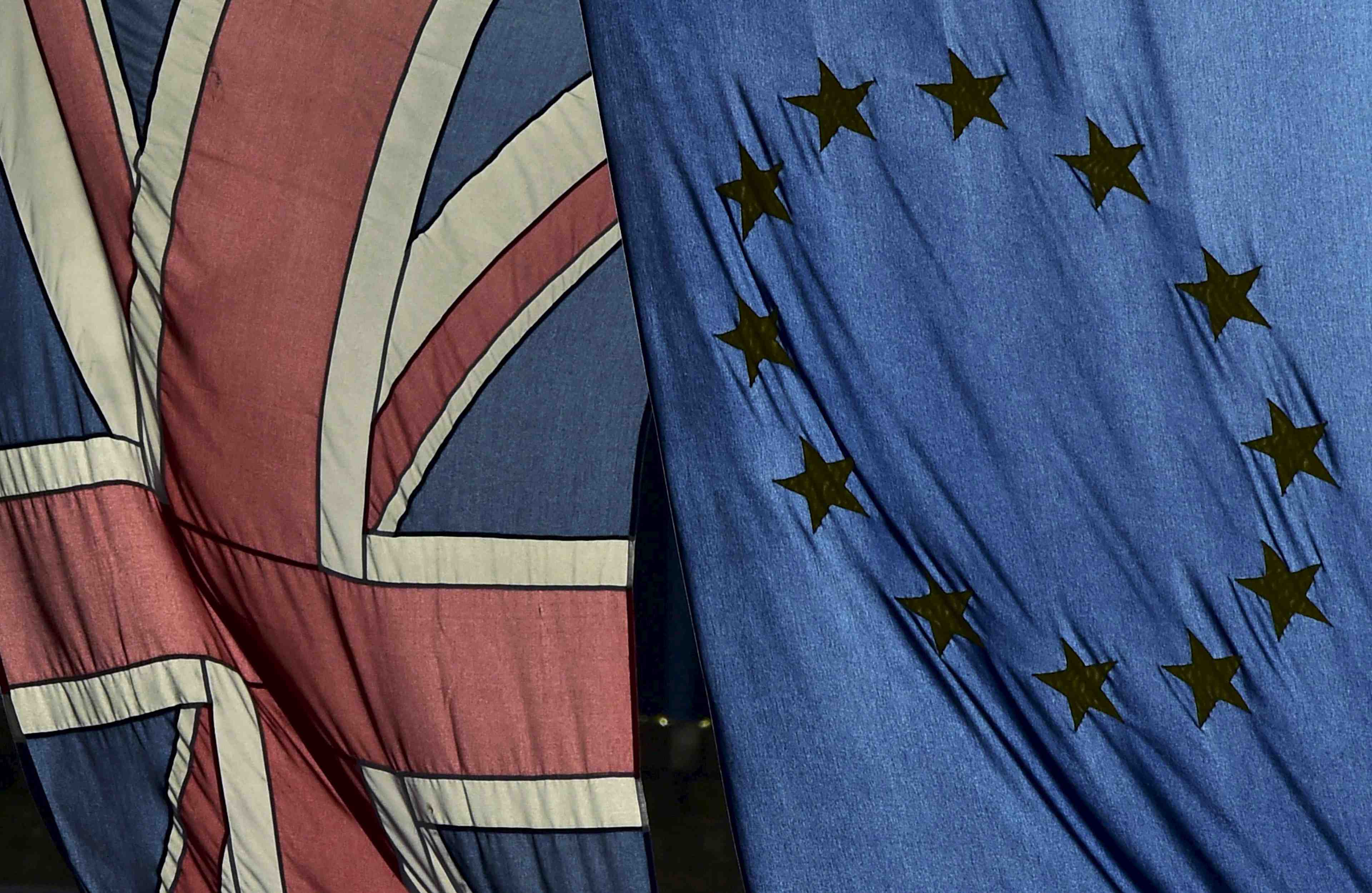Le boe invite les banques a se preparer a un brexit dur