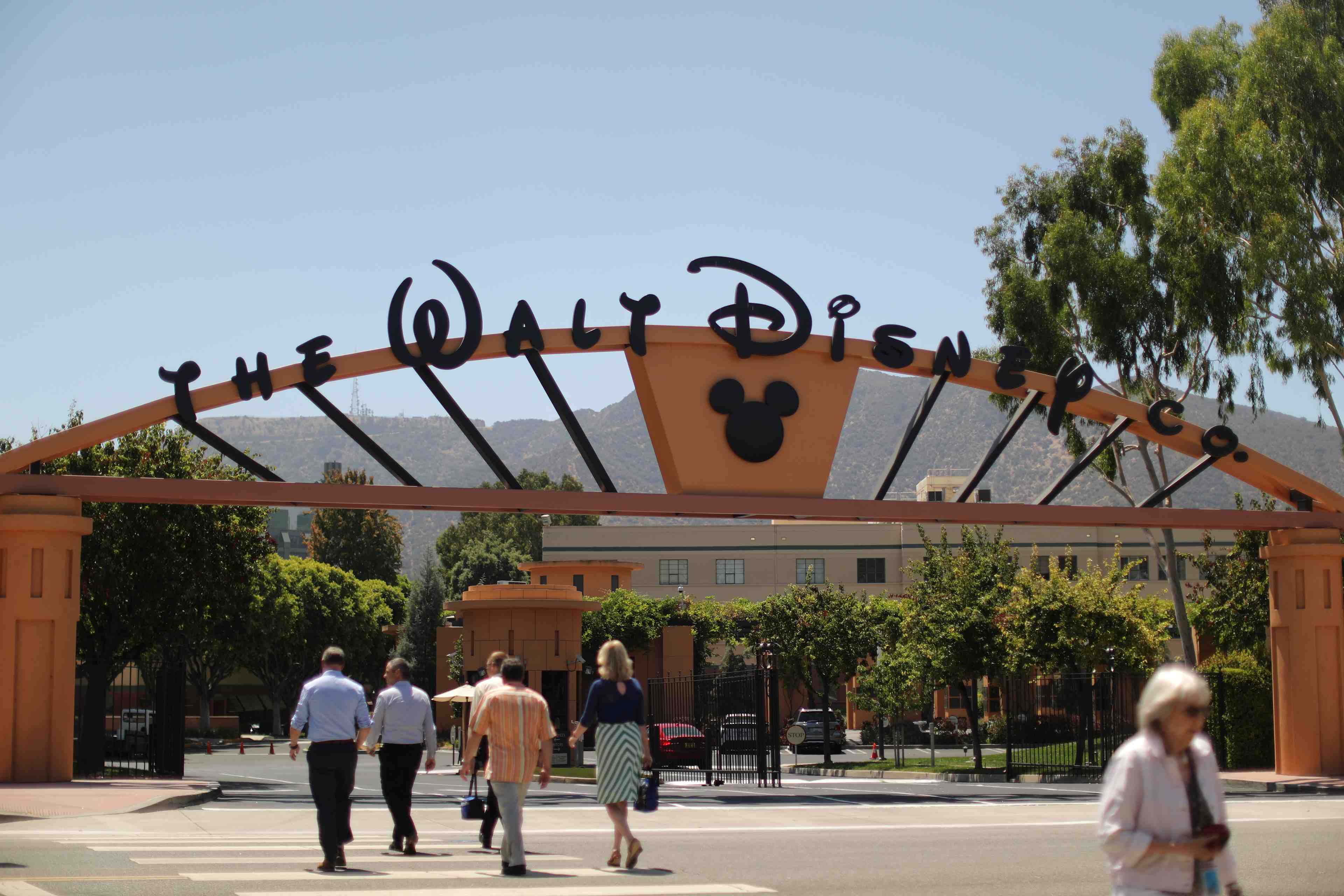 Walt disney bat le consensus