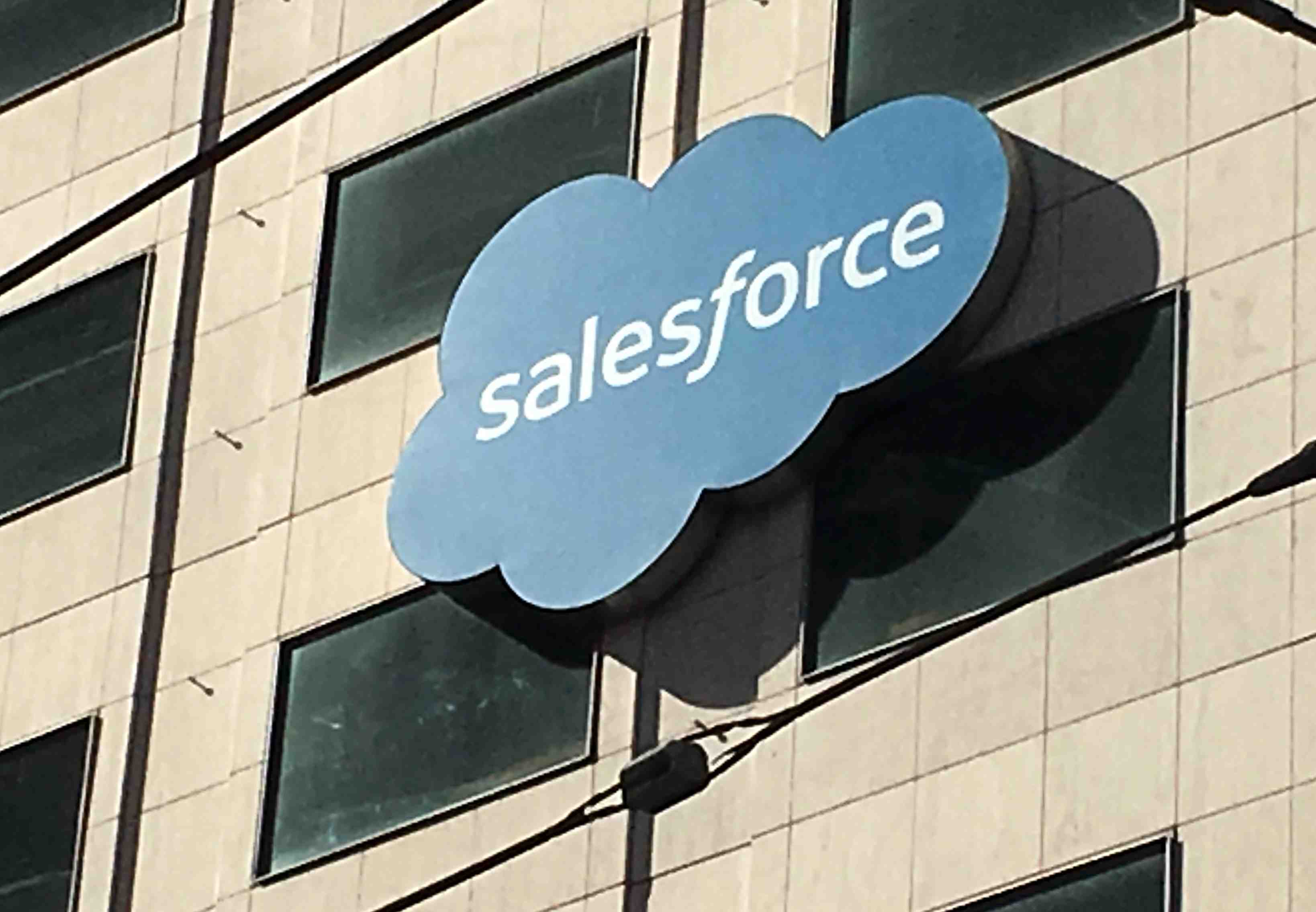 Salesforce a suivre a wall street
