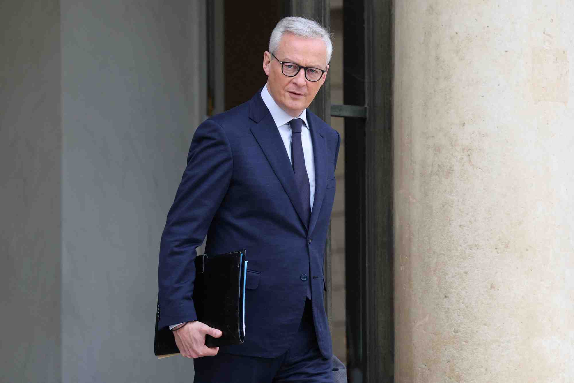 Le ministre francais de l'economie, des finances, de l'industrie et de la securite numerique bruno le maire