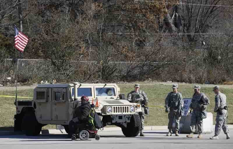 Le gouverneur du Missouri mobilise la Garde nationale à Ferguson