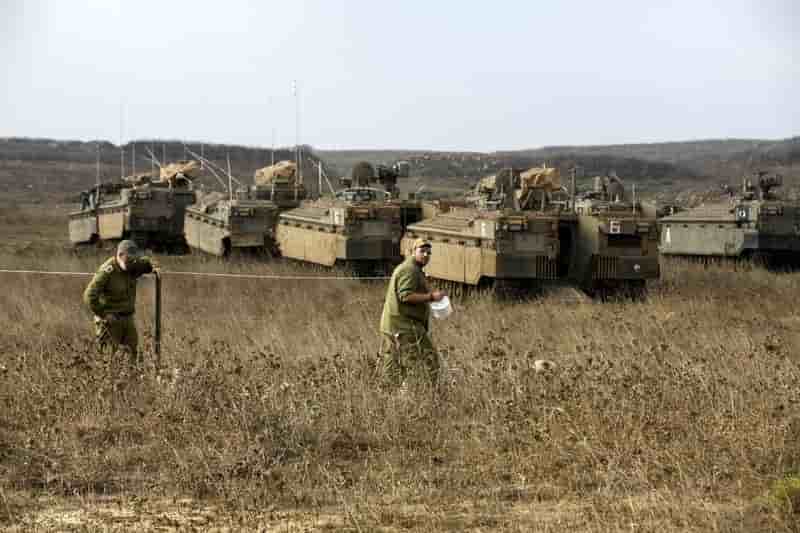 Israel frappe l'armee syrienne sur le golan apres des tirs