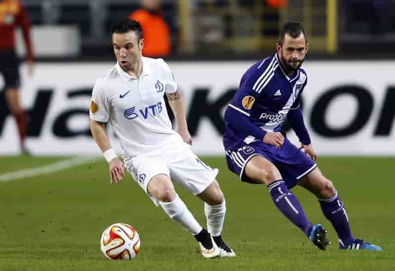 Mathieu valbuena rejoint lyon pour trois ans