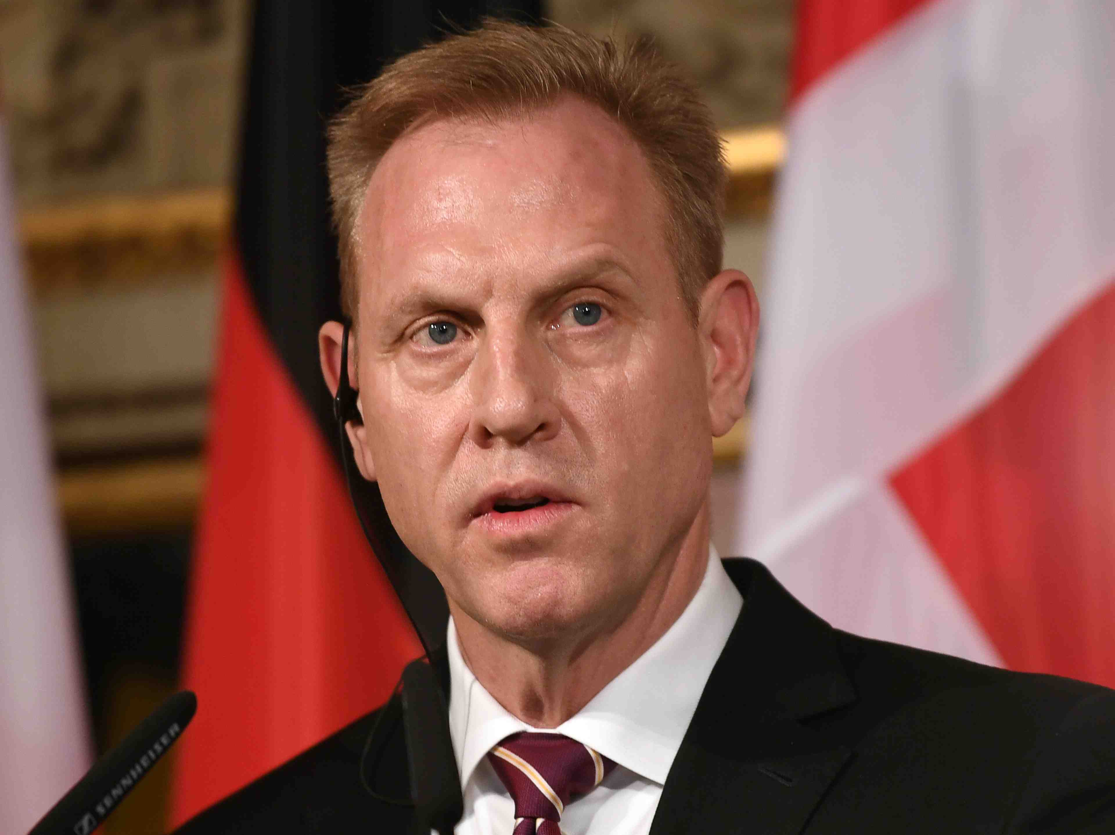 Le pentagone n'a pris aucune decision sur le financement du mur, dit shanahan