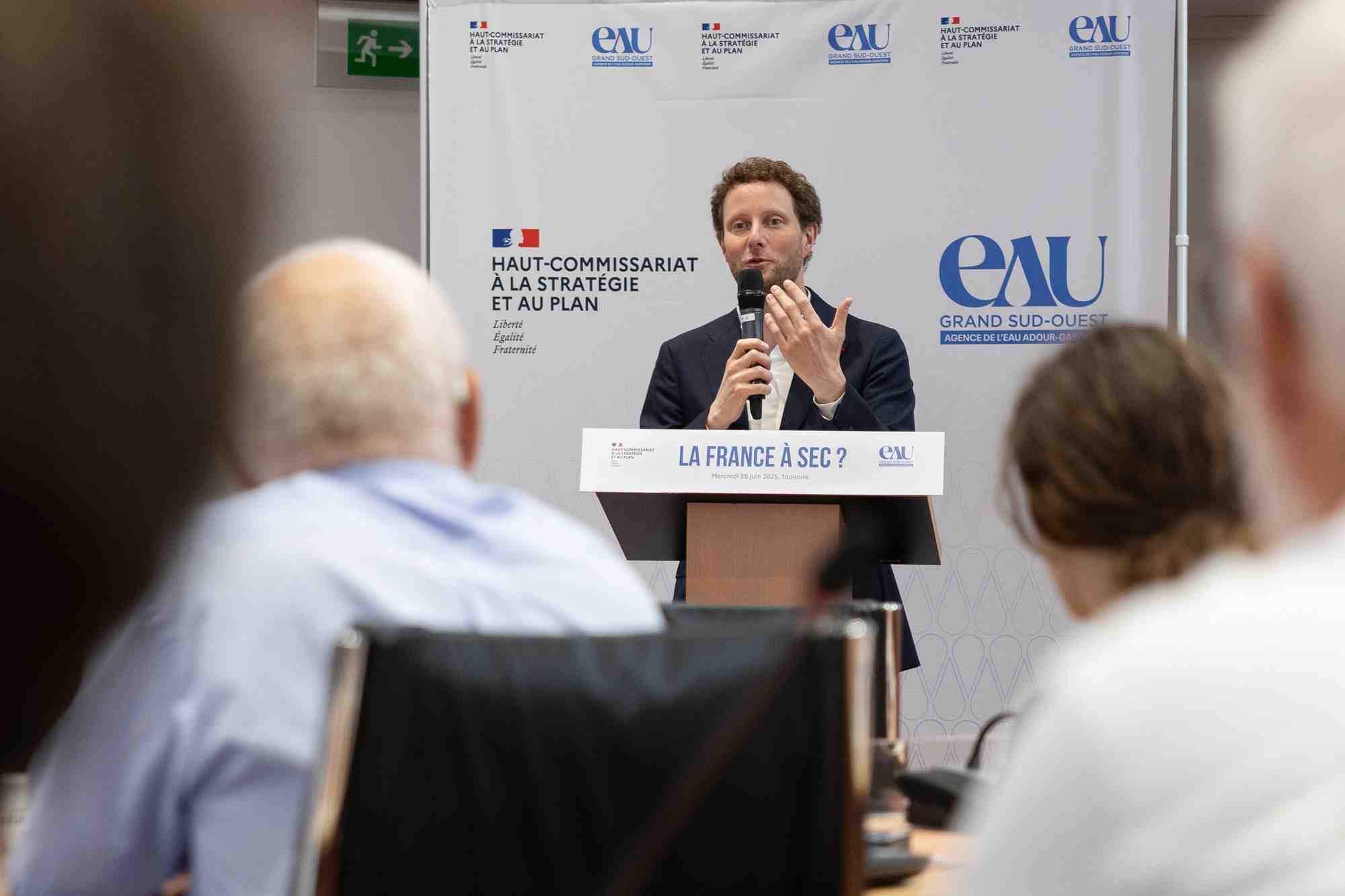 Clément Beaune à Toulouse pour la présentation du rapport.