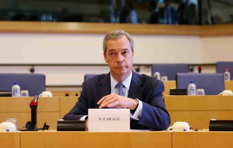 Nigel Farage dit espérer faire affaire avec Beppe Grillo