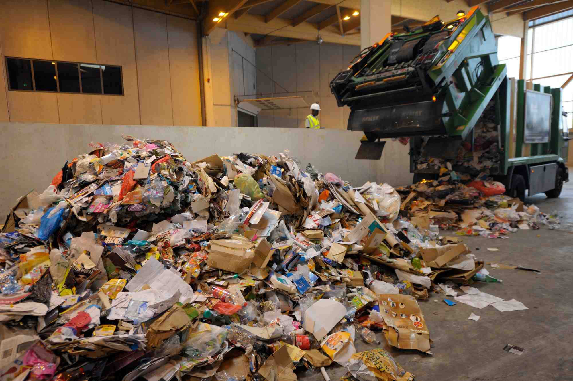 recyclage, déchets, tri sélectif, poubelles, déchetterie, ordures, camion-benne,