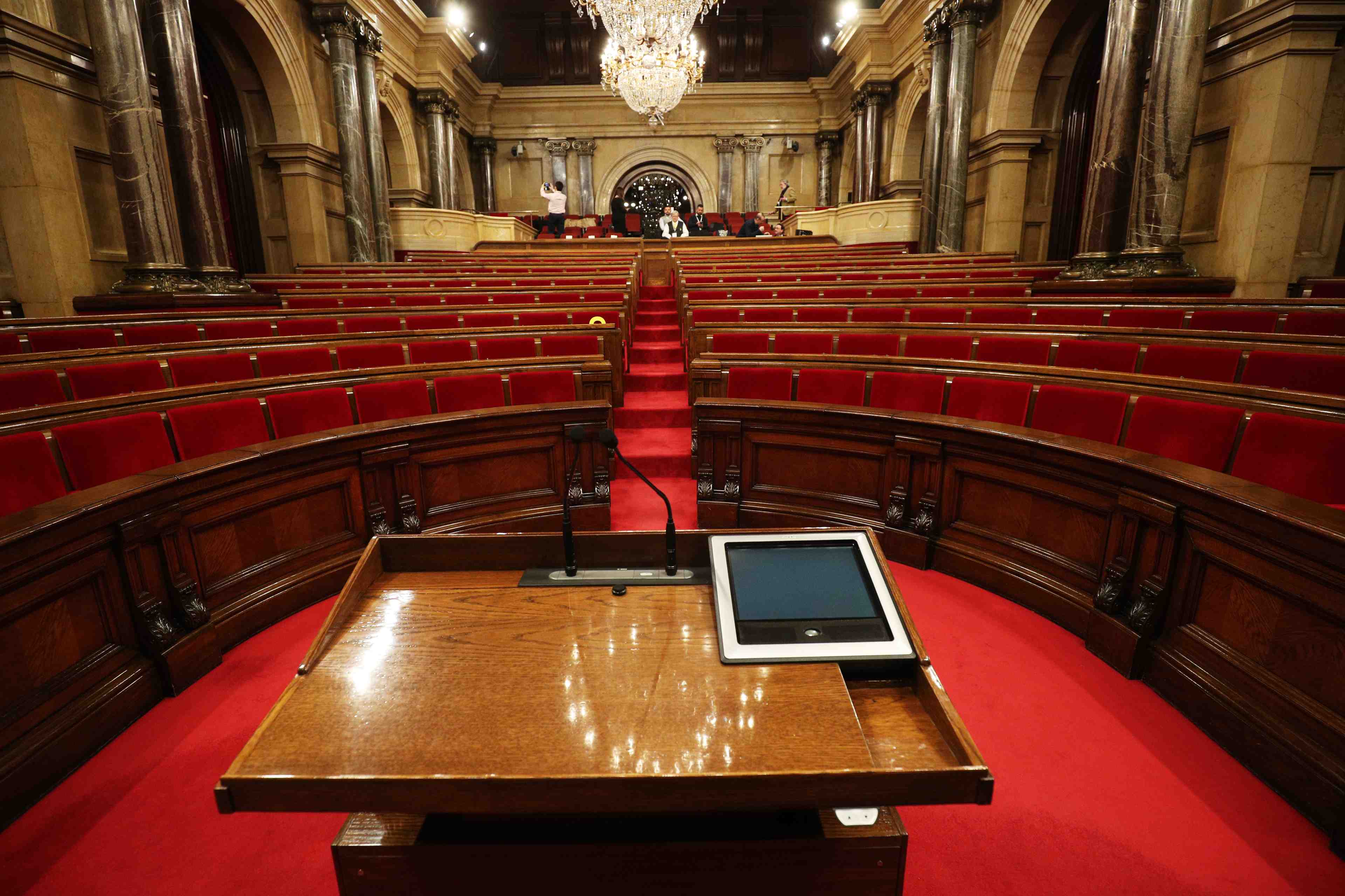 Toujours pas de president pour la catalogne