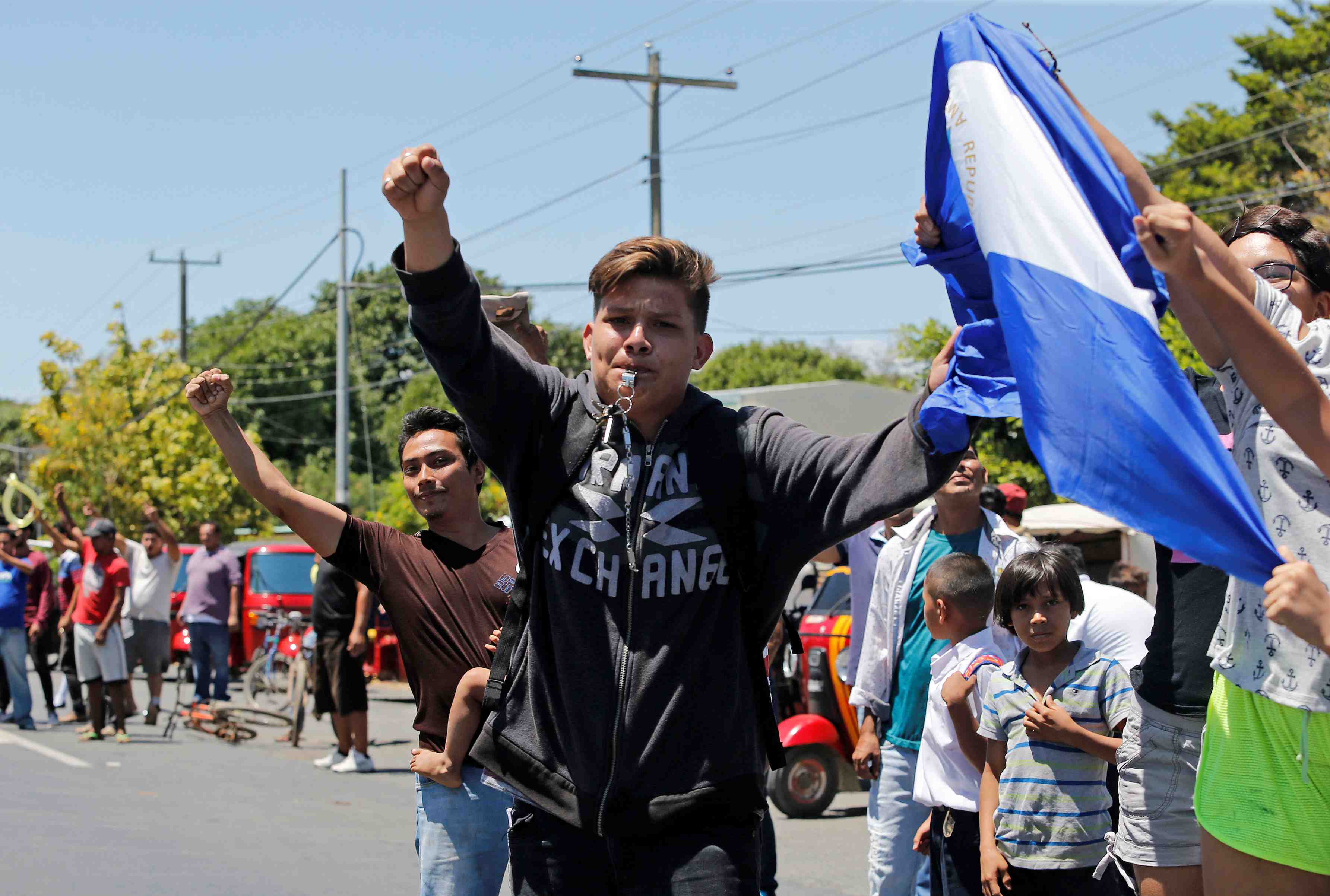 Nicaragua: le gouvernement accepte de liberer les opposants detenus