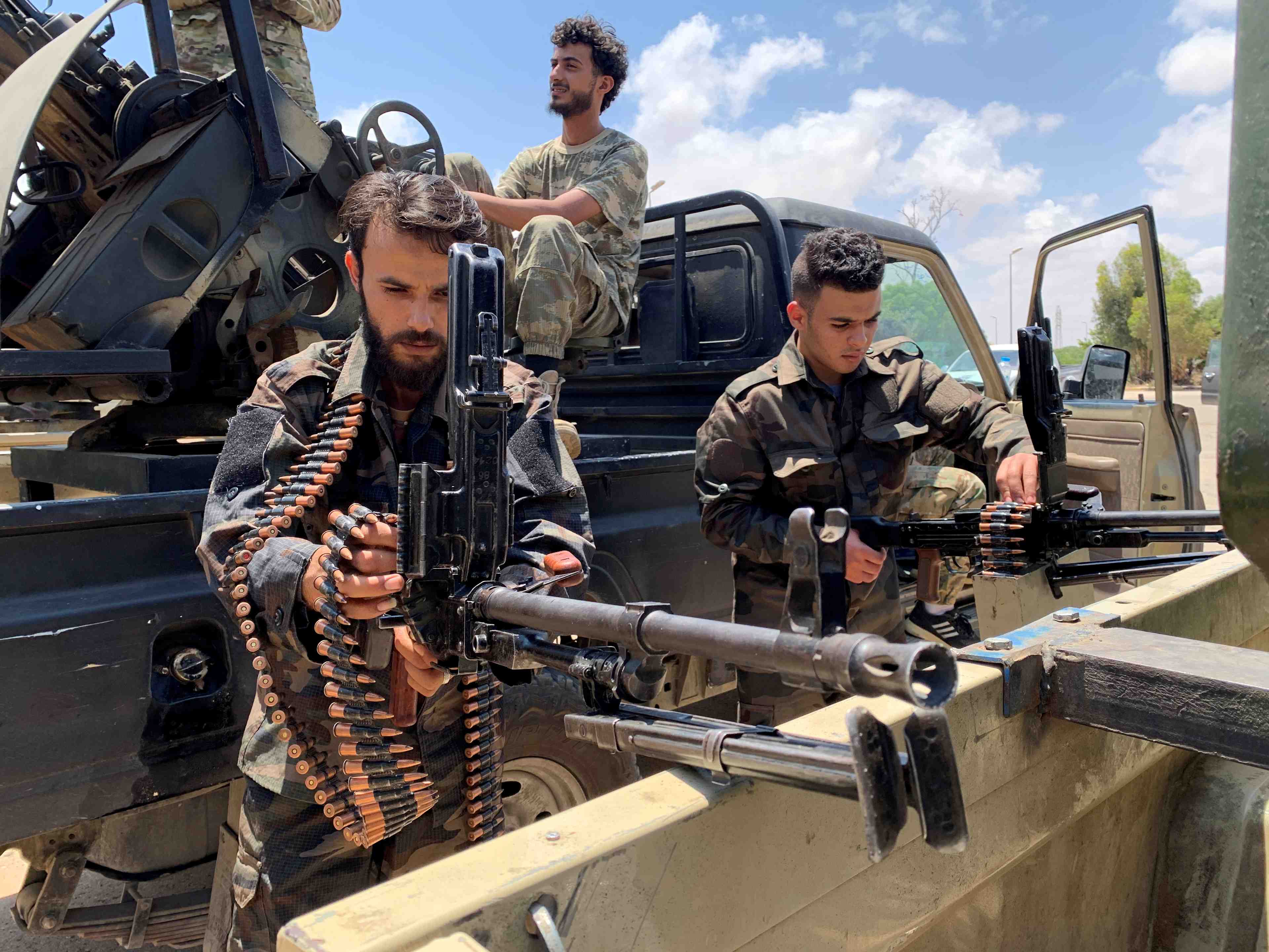 Le parlement de l'est libyen exhorte l'egypte a intervenir