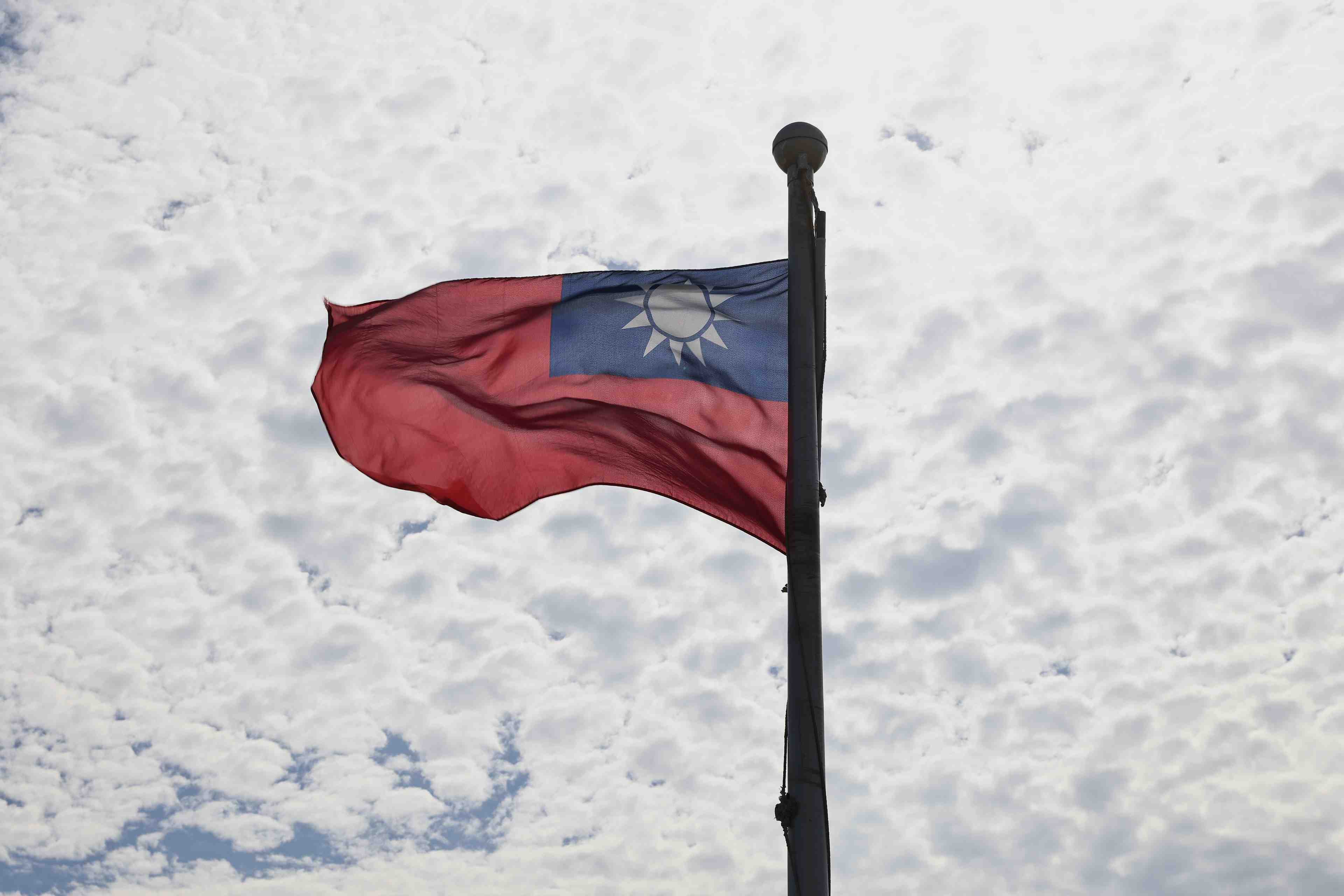 Chine : xi, au jour du centenaire du pcc, promet la "reunification" avec taiwan