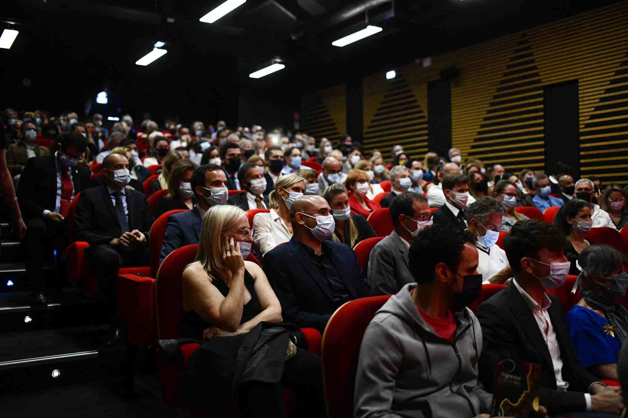 masque, théâtre, spectacle,