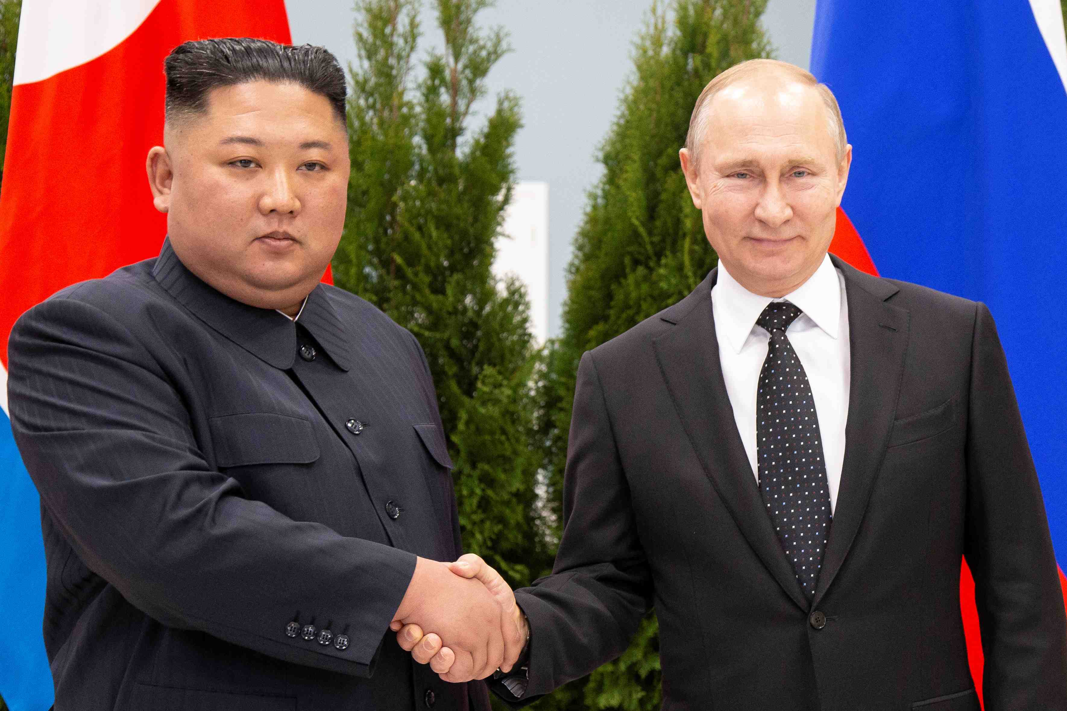 Kim et poutine affichent leur optimisme au debut d'un sommet inedit
