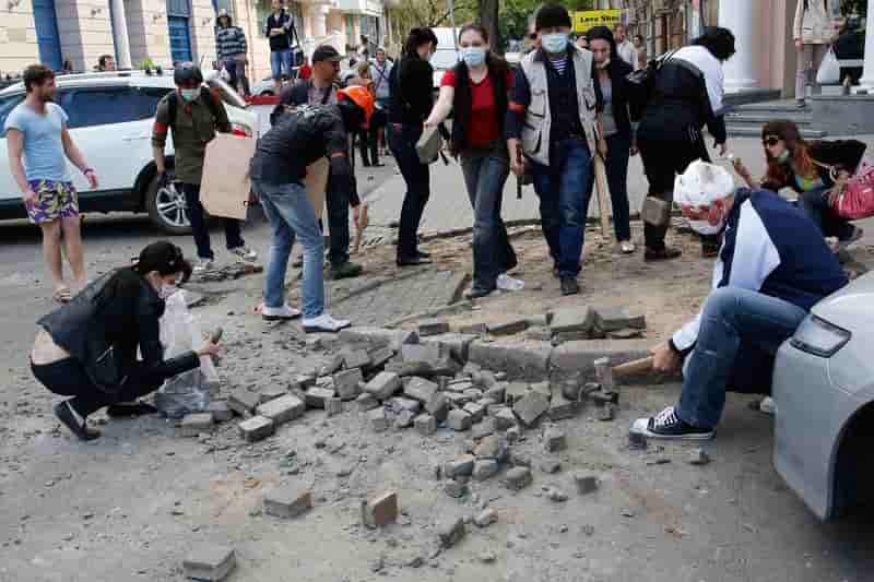 Trois morts et 15 blessés à Odessa, selon la police ukrainienne