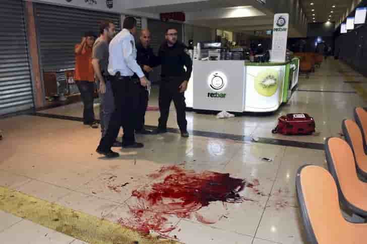 Un palestinien arme tue un militaire israelien dans le sud d'israel
