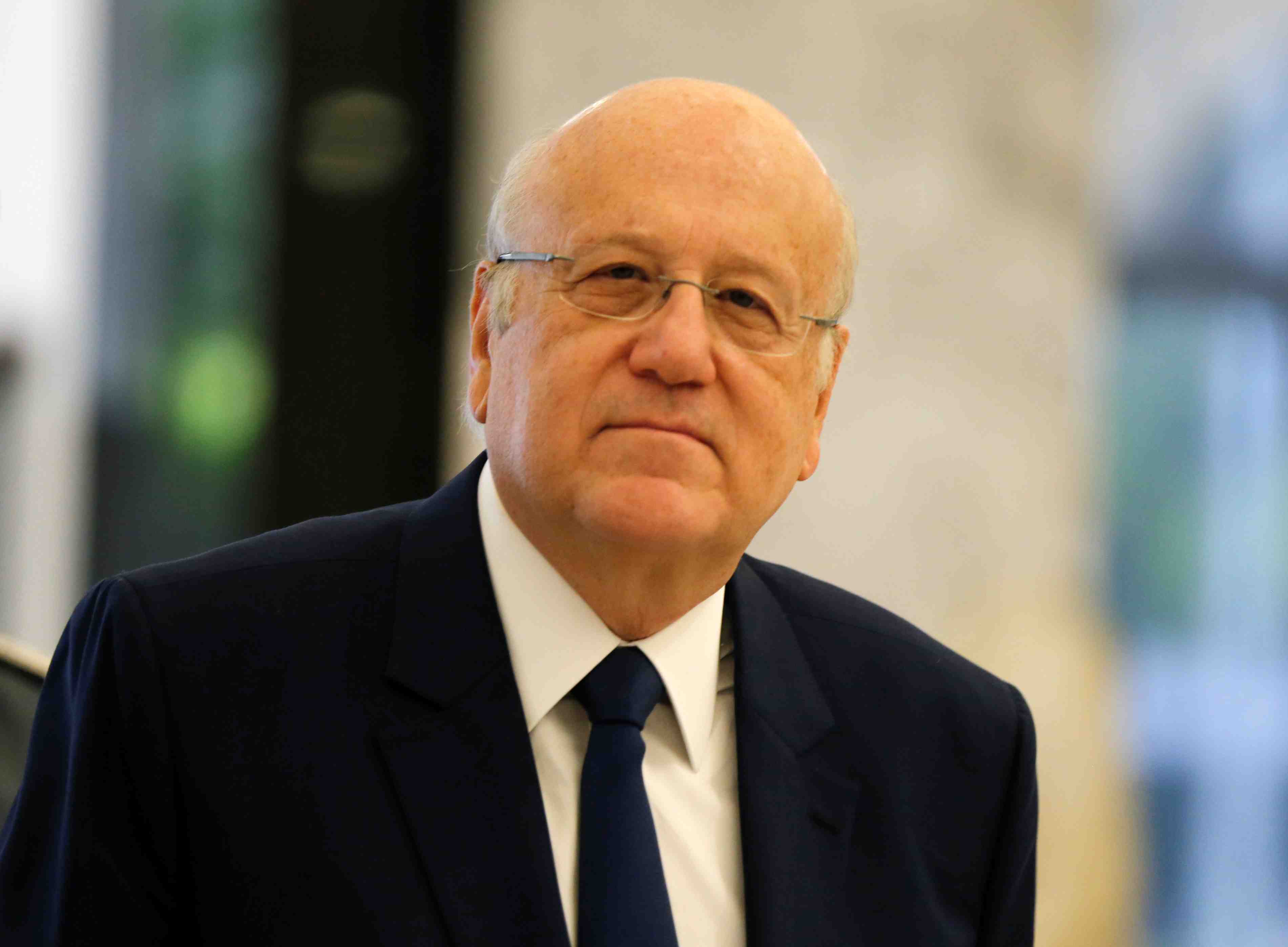 Les livraisons de petrole iranien violent la souverainete du liban, dit mikati