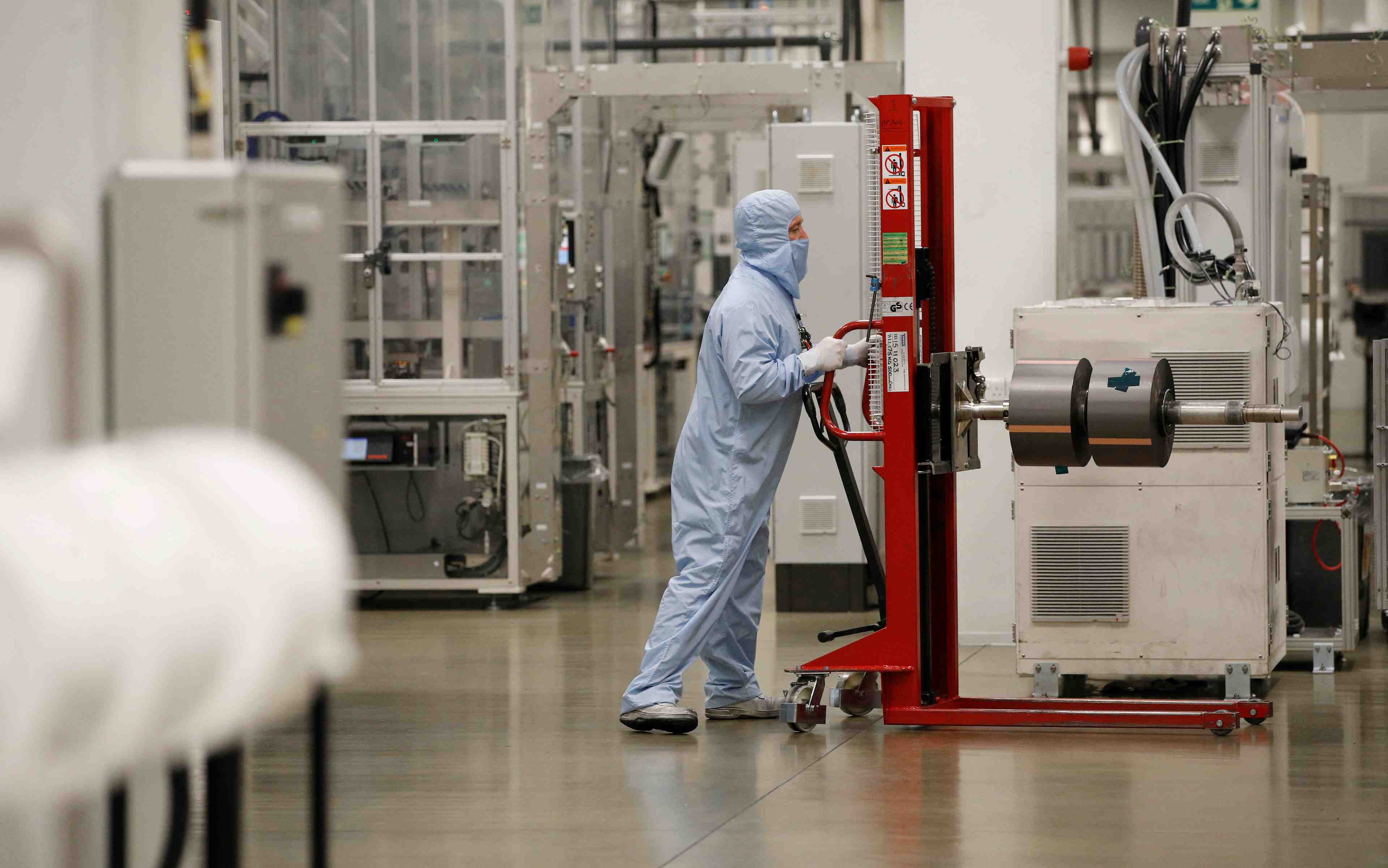 Grande-bretagne: croissance plus forte qu'attendu dans l'industrie en decembre