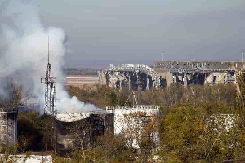 Douze séparatistes tués à l'aéroport de Donetsk, selon Kiev