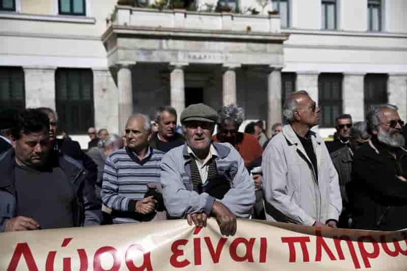 Athenes incapable de rembourser un pret du fmi le 9 avril