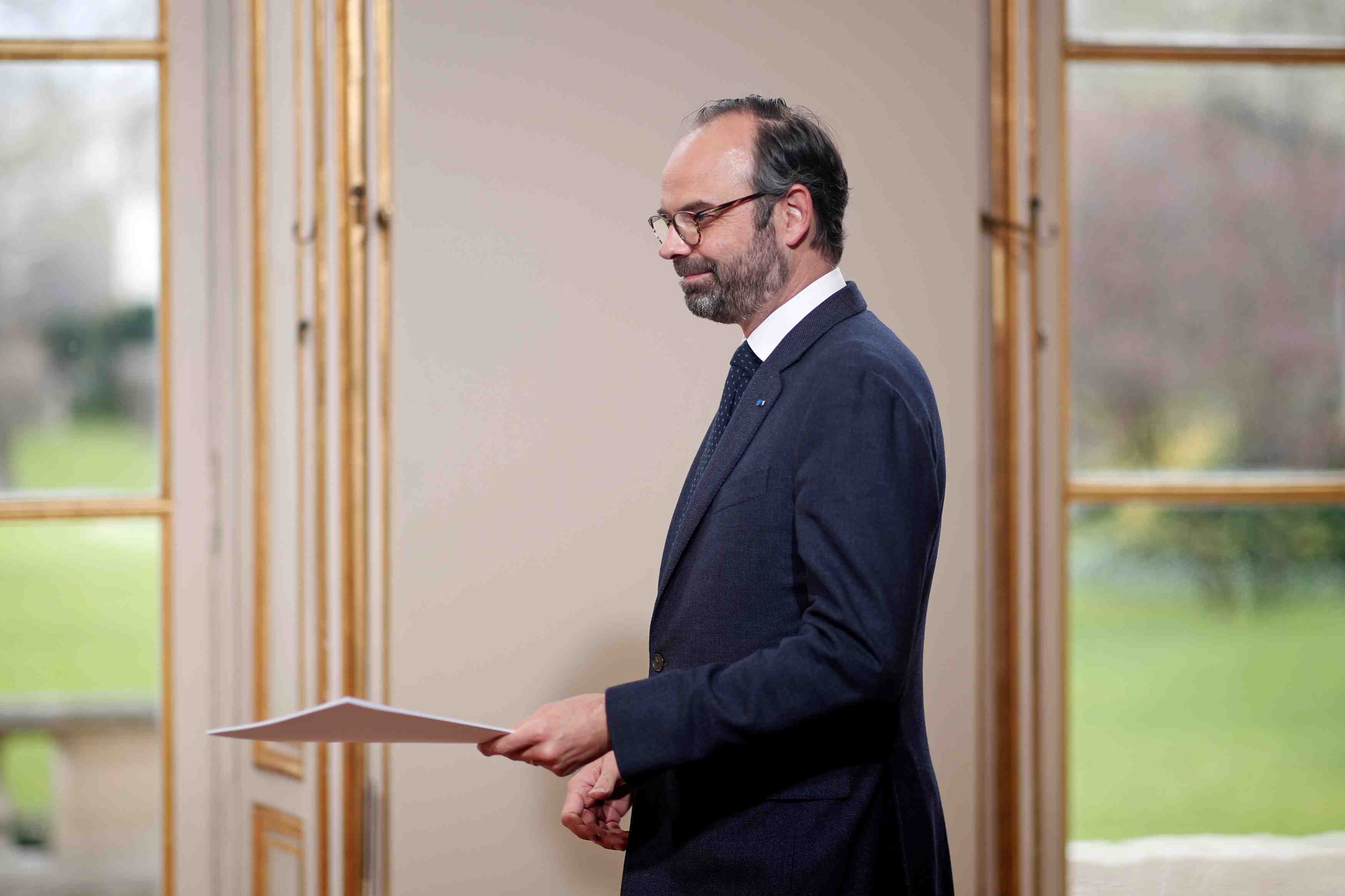 Sncf: philippe maintient l'arret des recrutements au statut