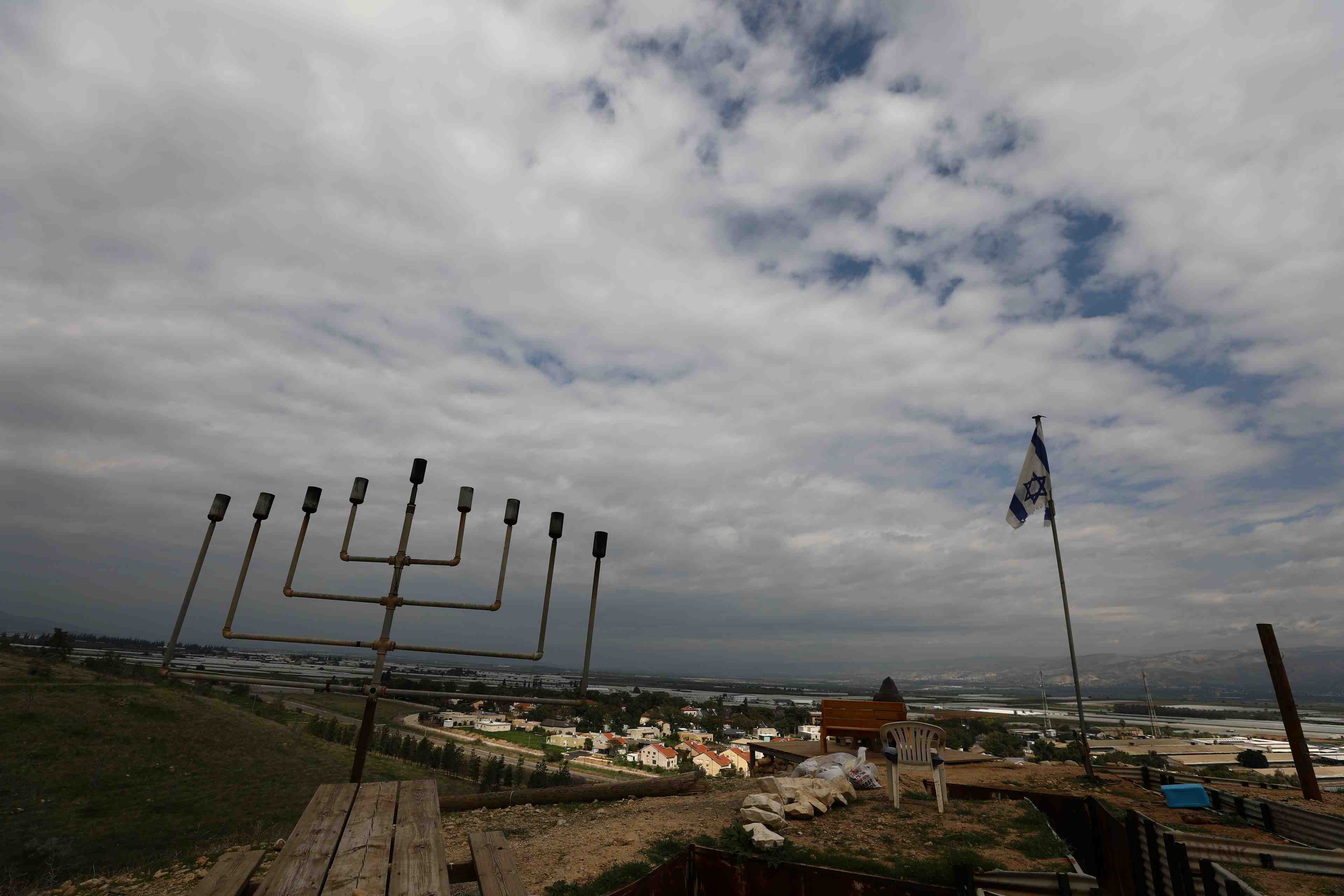 Les emirats mettent en garde israel sur son projet d'annexion en cisjordanie