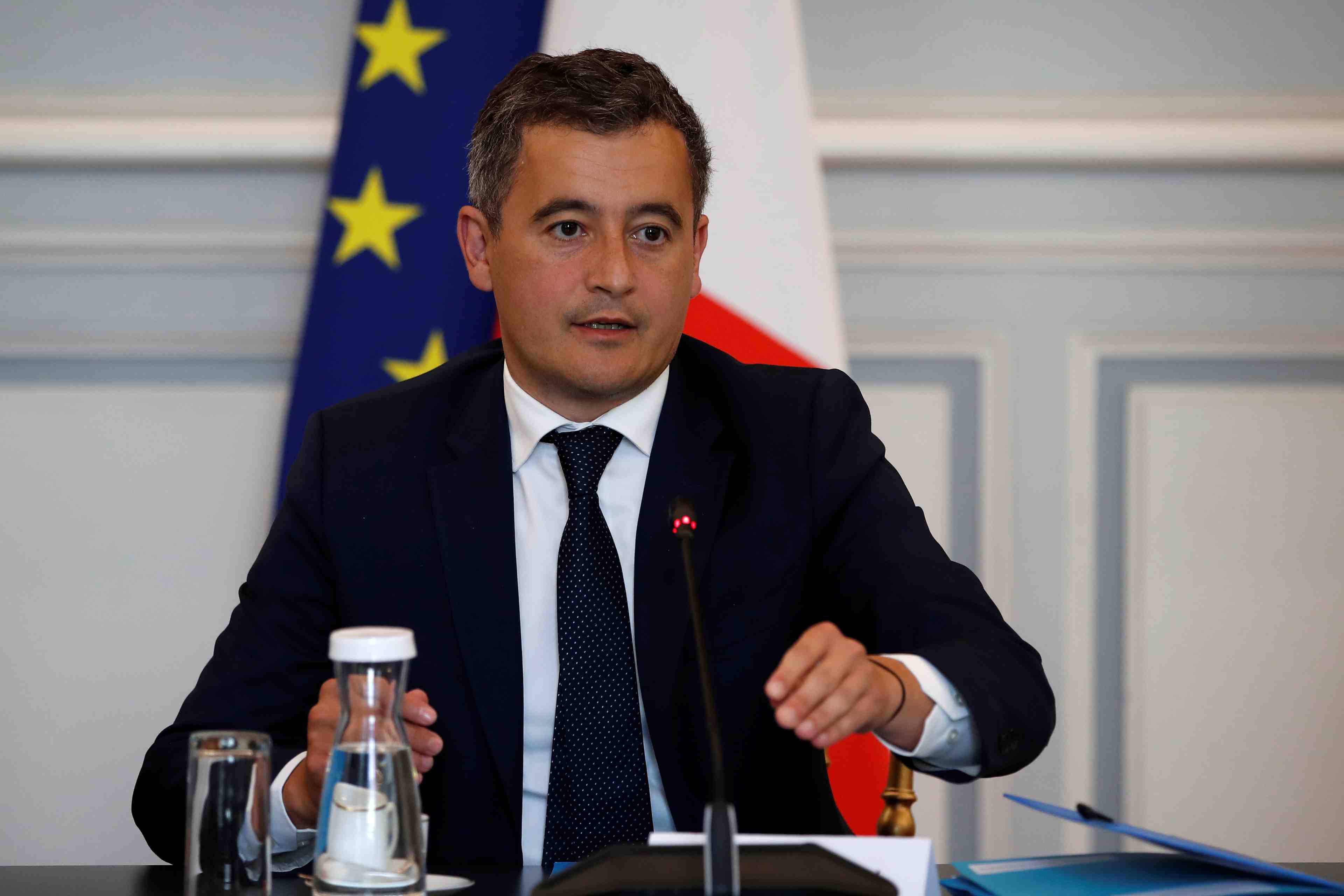 Darmanin veut "reaffirmer l'autorite" apres la mort d'un chauffeur de bus