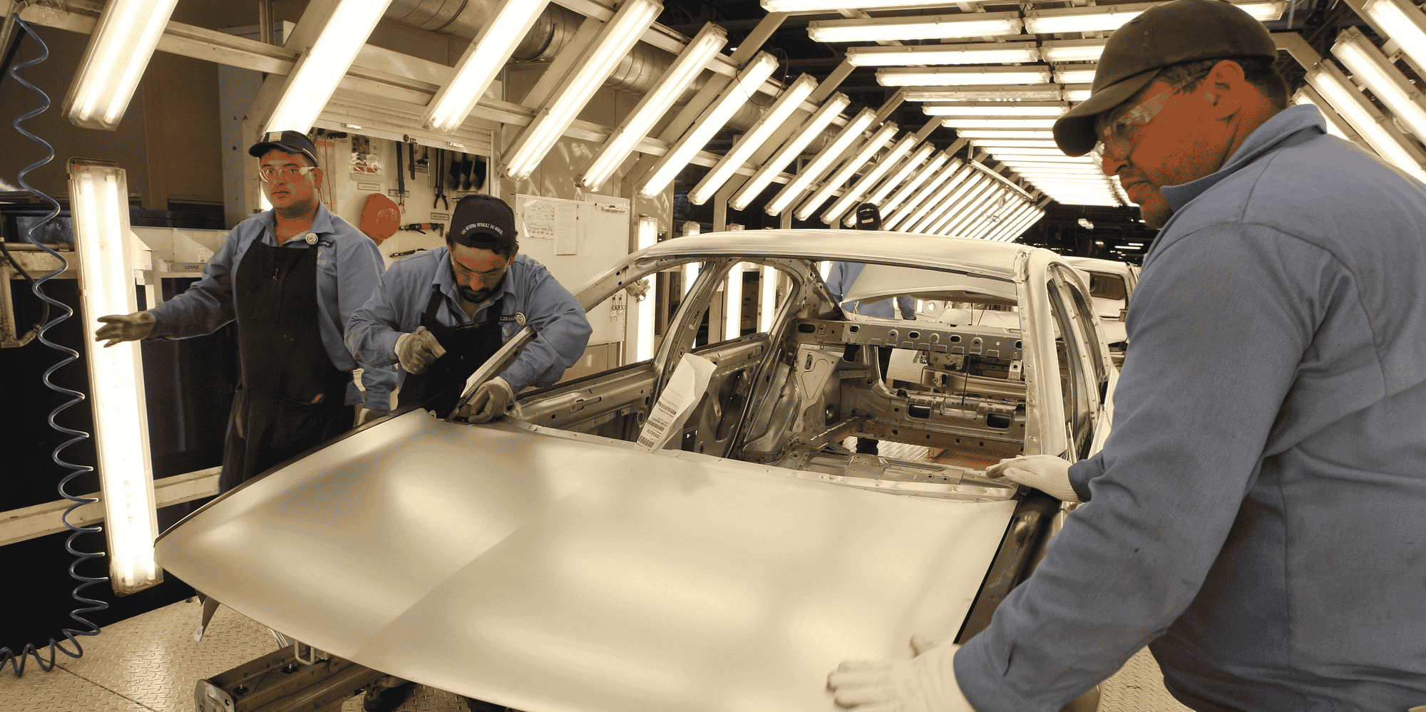 Le Kardian, premier modèle du plan international de Renault, commence sa production dans l'usine de Curitiba, au Sud-Est du Brésil.