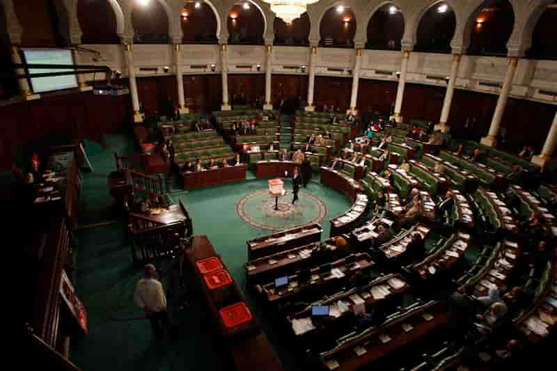 L'Assemblée tunisienne vote tous les articles de la Constitution