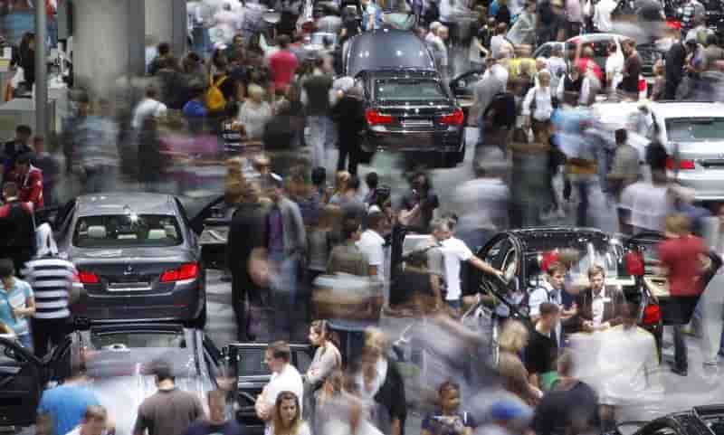 Auto: les salons, francfort en tete, revent d'un succes a la ces