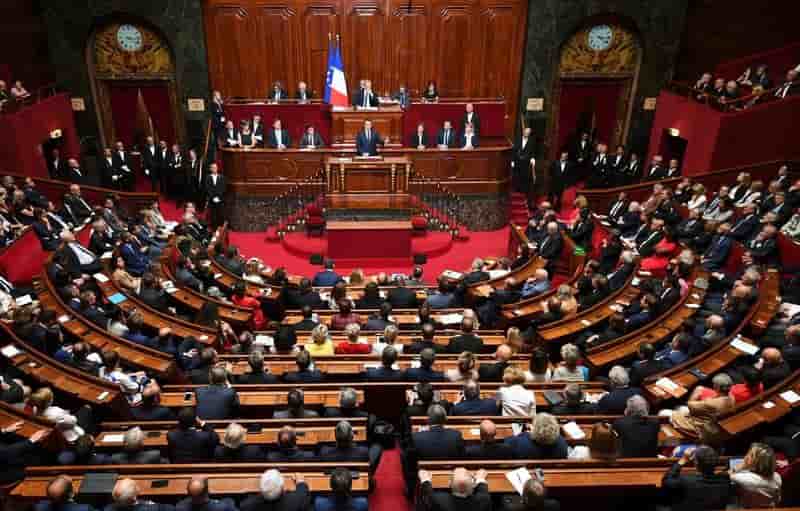 Le projet de loi antiterroriste adopte en commission