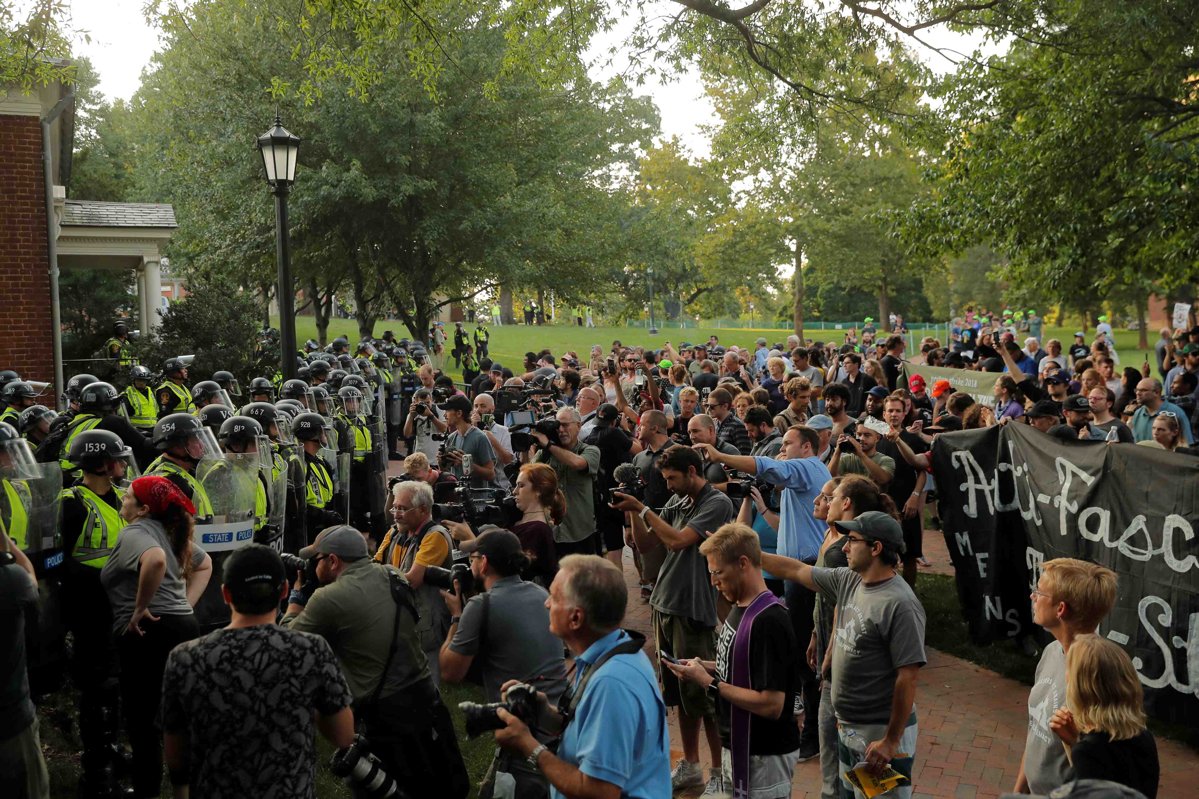 Pas d'incident au rassemblement antiraciste de charlottesville