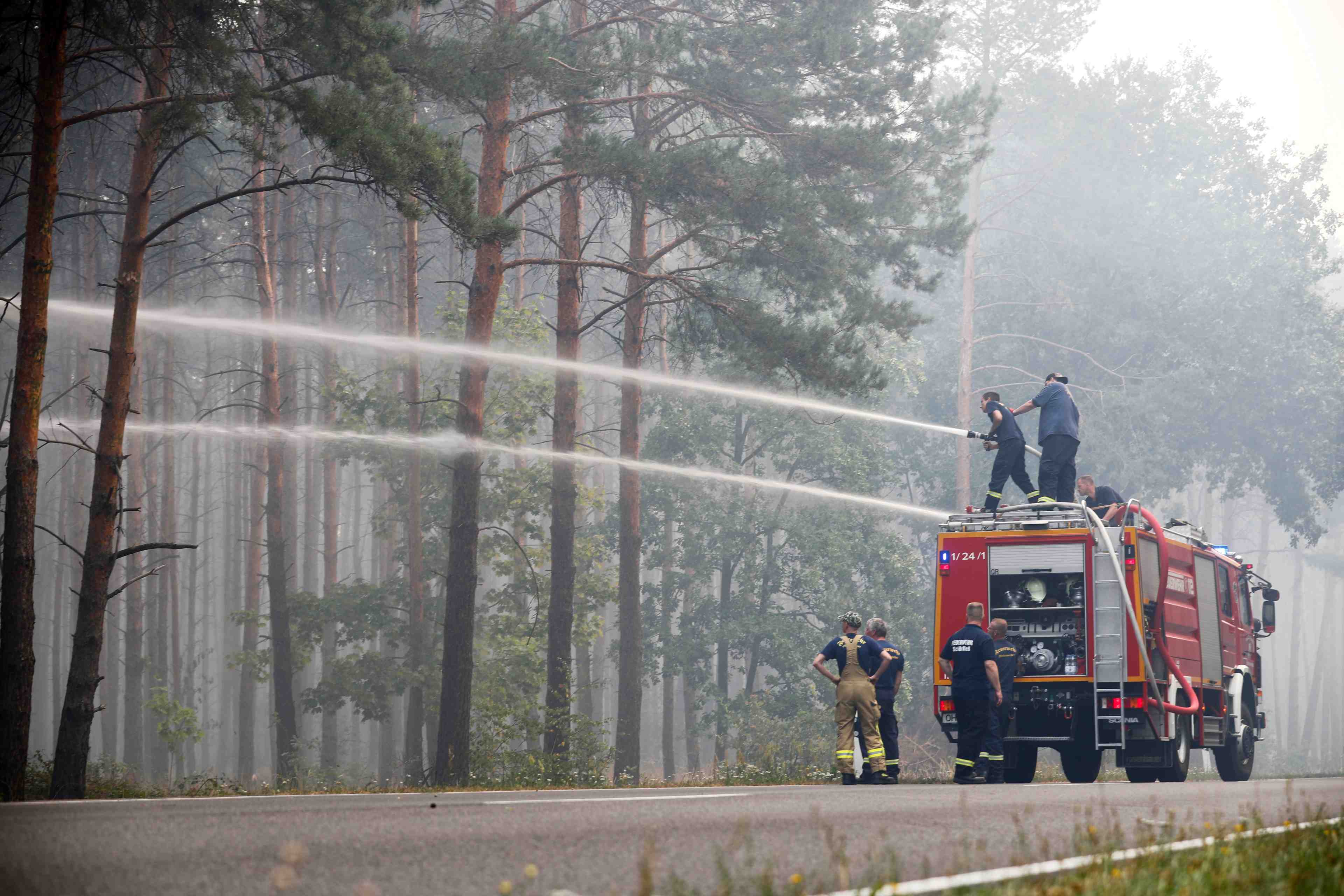 Spectaculaire incendie au sud-ouest de berlin