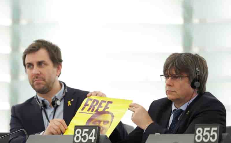 Les separatistes catalans siegent au parlement europeen