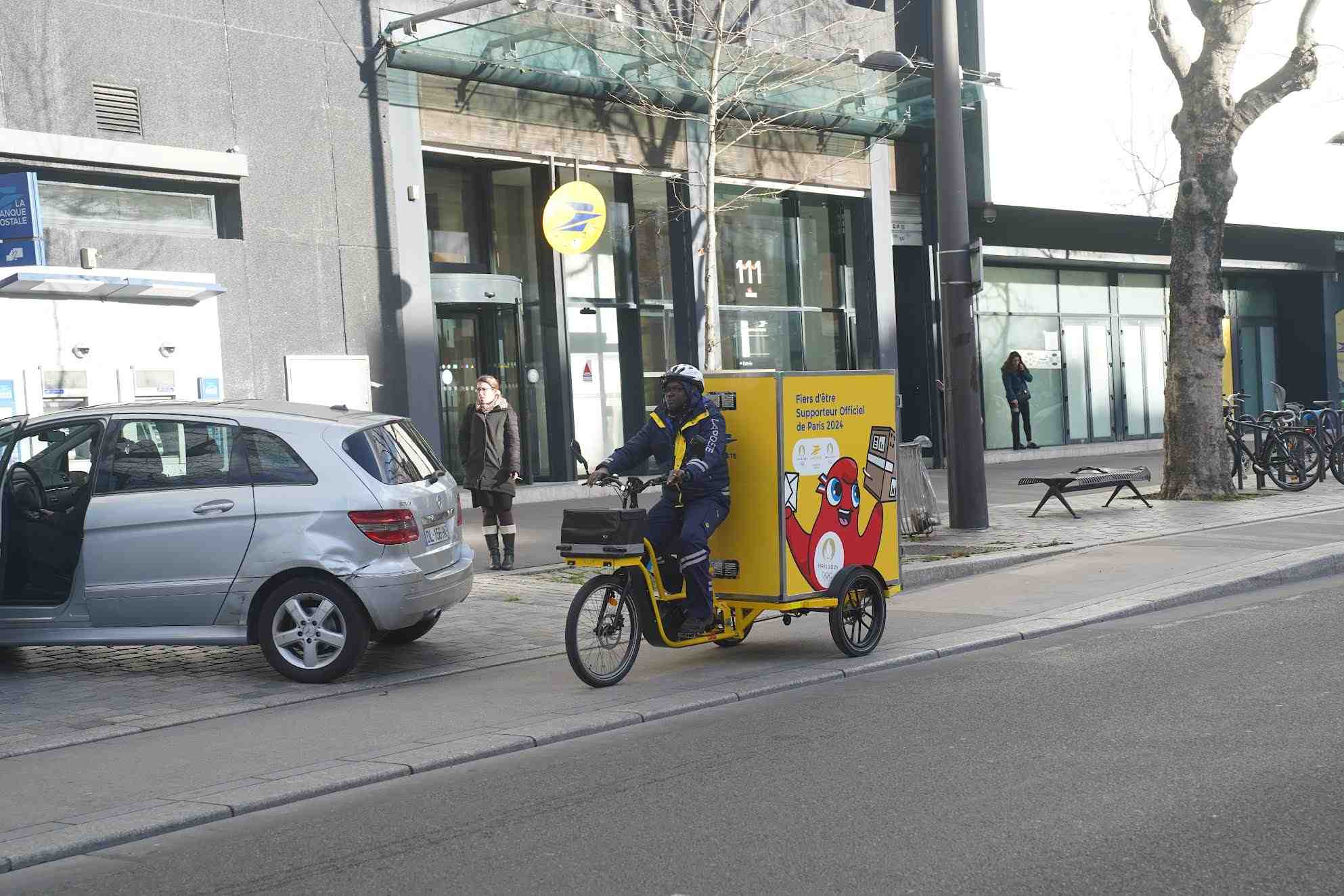 La grande majorité des aides aux PME versées l'année dernière par la Métropole de Lyon concernait l'achat d'un vélo cargo, avec un plafond de 3.000 euros par véhicule électrique. Avec un sérieux effet d'aubaine, dont ont bénéficié certaines professions libérales et médicales...