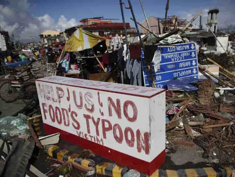 Colère aux Philippines face à la lenteur des secours