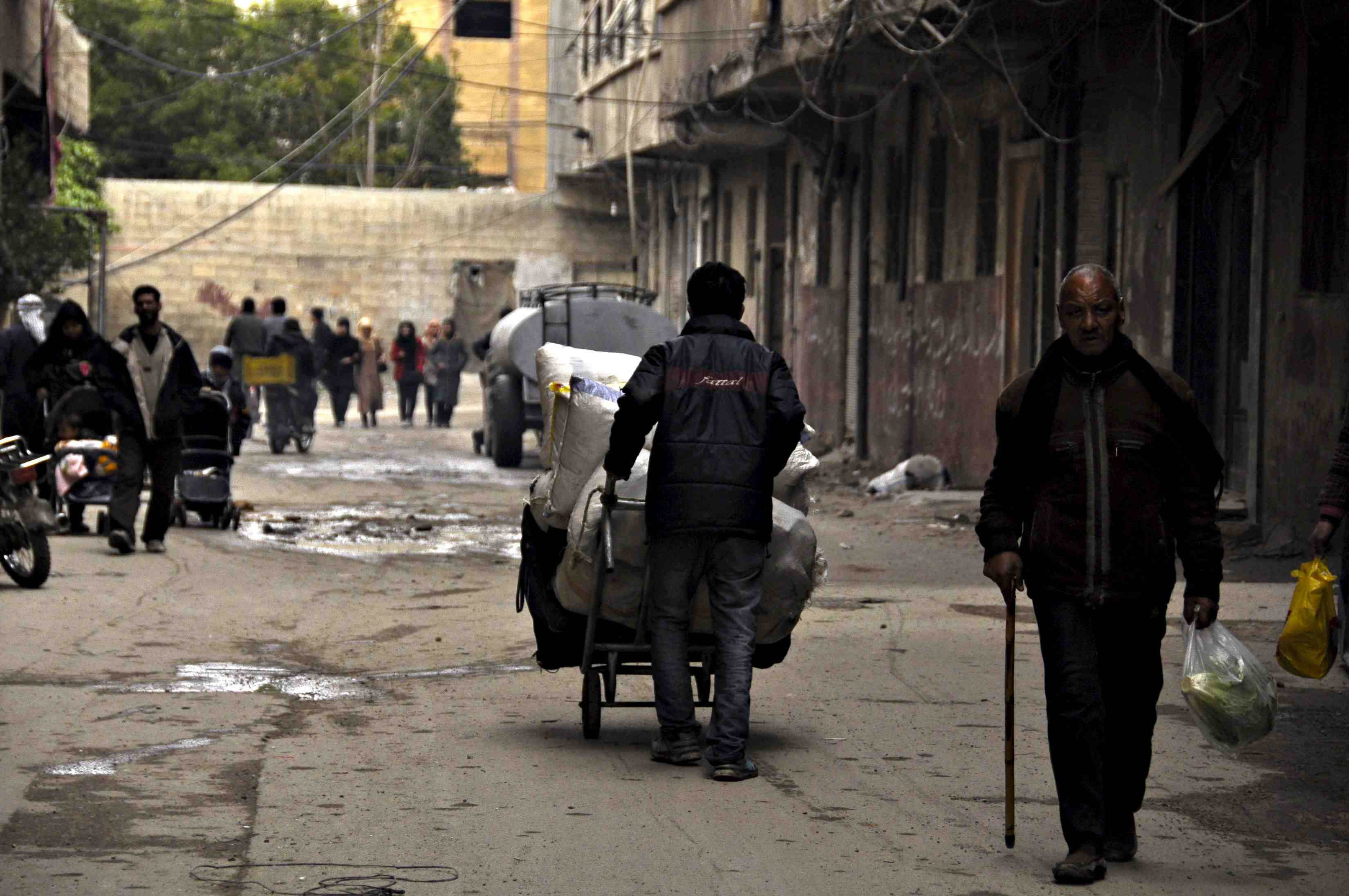 Les nations unies ont pu fournir de l’aide a des refugies en syrie qui ont fui yarmouk
