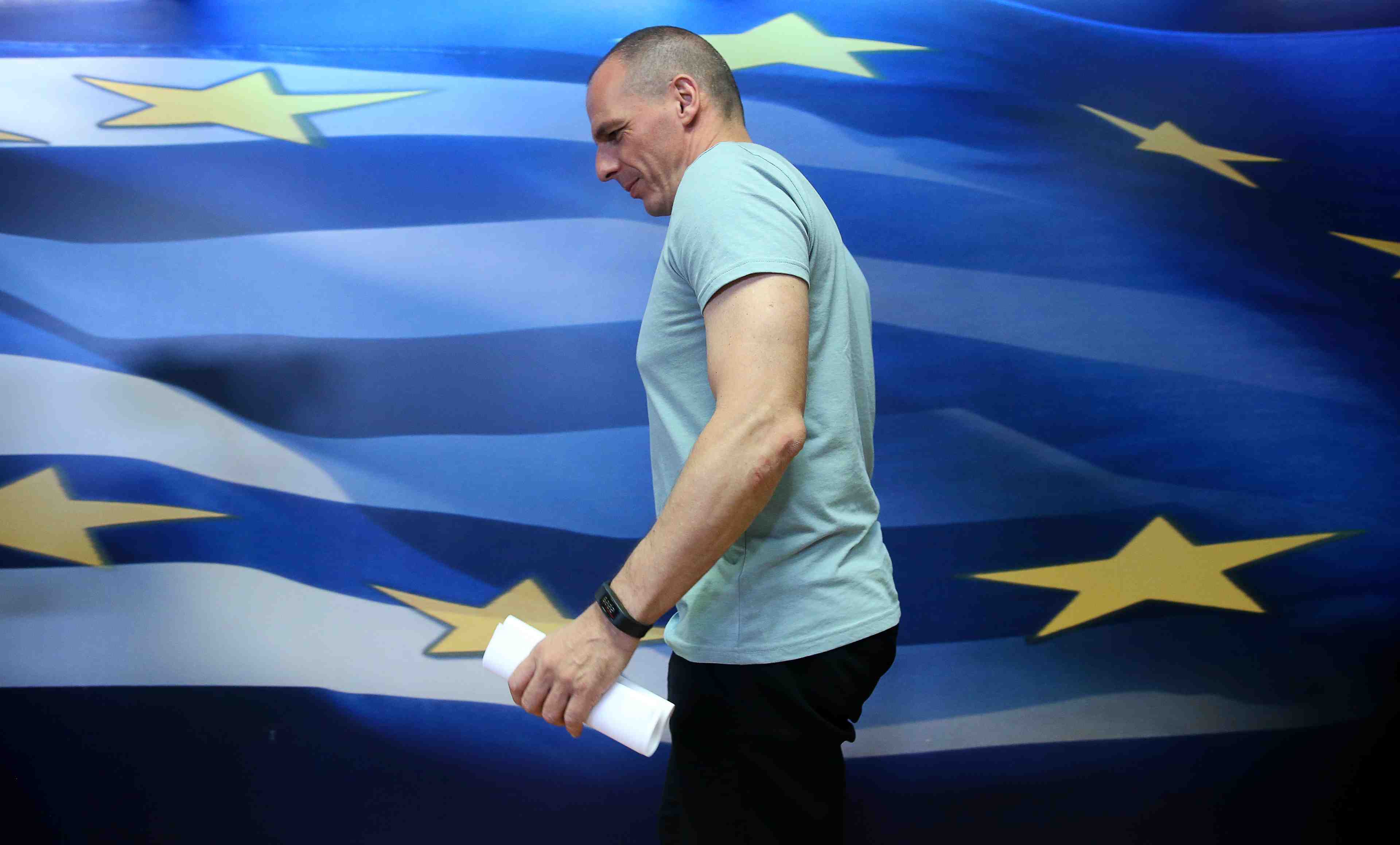 Yanis varoufakis annonce sa demission