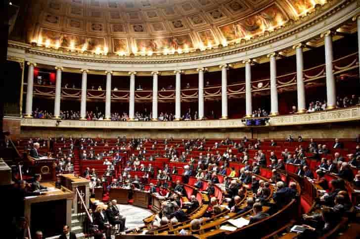 Les deputes votent l'etalement la baisse des apl