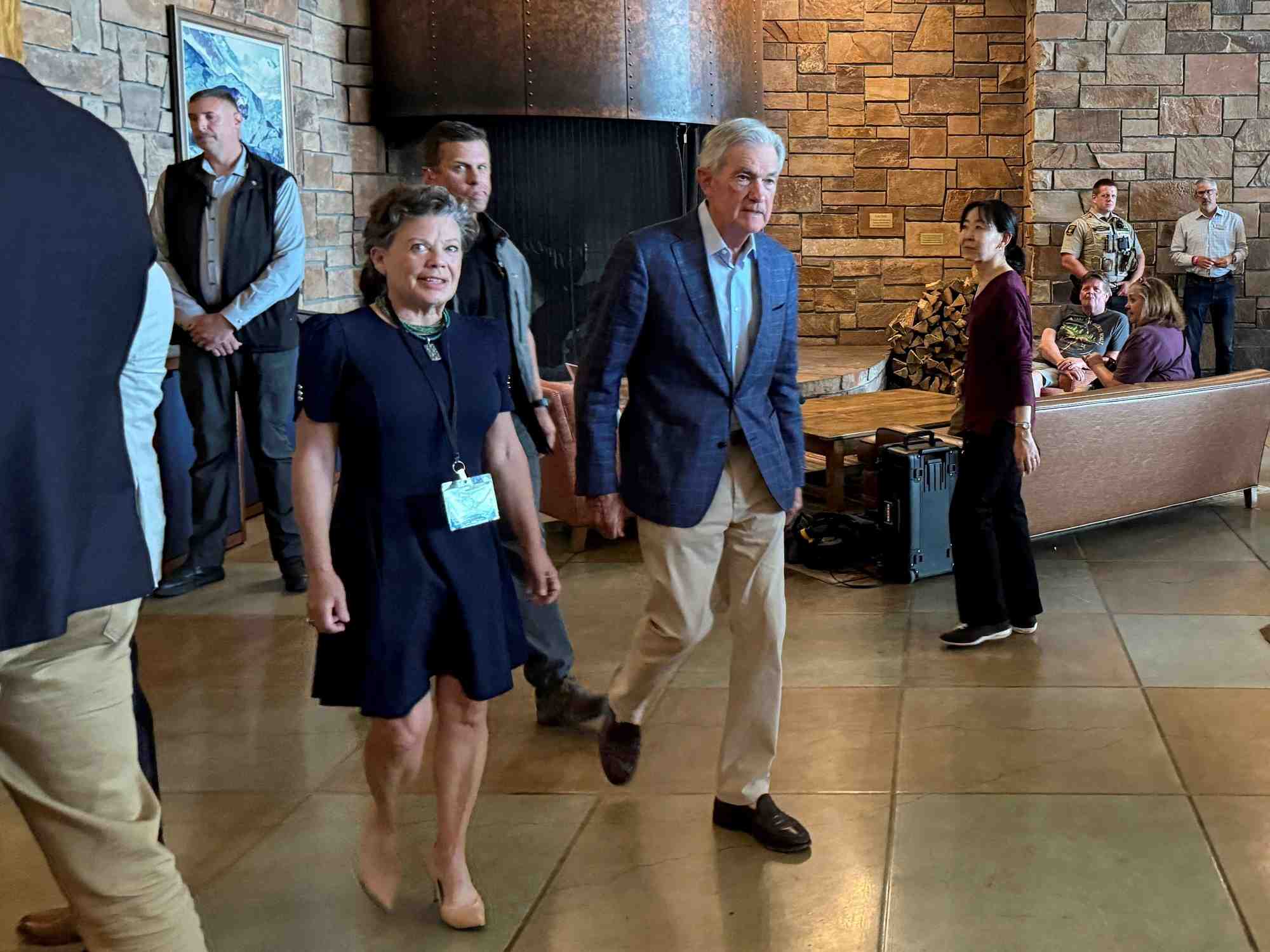 En août 2024, le président de la Fed, Jerome Powell, avait annoncé la fin du cycle de hausse des taux lors du symposium de Jackson Hole.