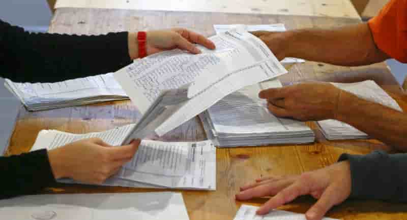 L'udc, parti de droite anti-immigration, premier parti de suisse