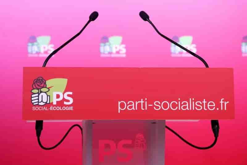 Le parti socialiste se cherche une ligne et un chef