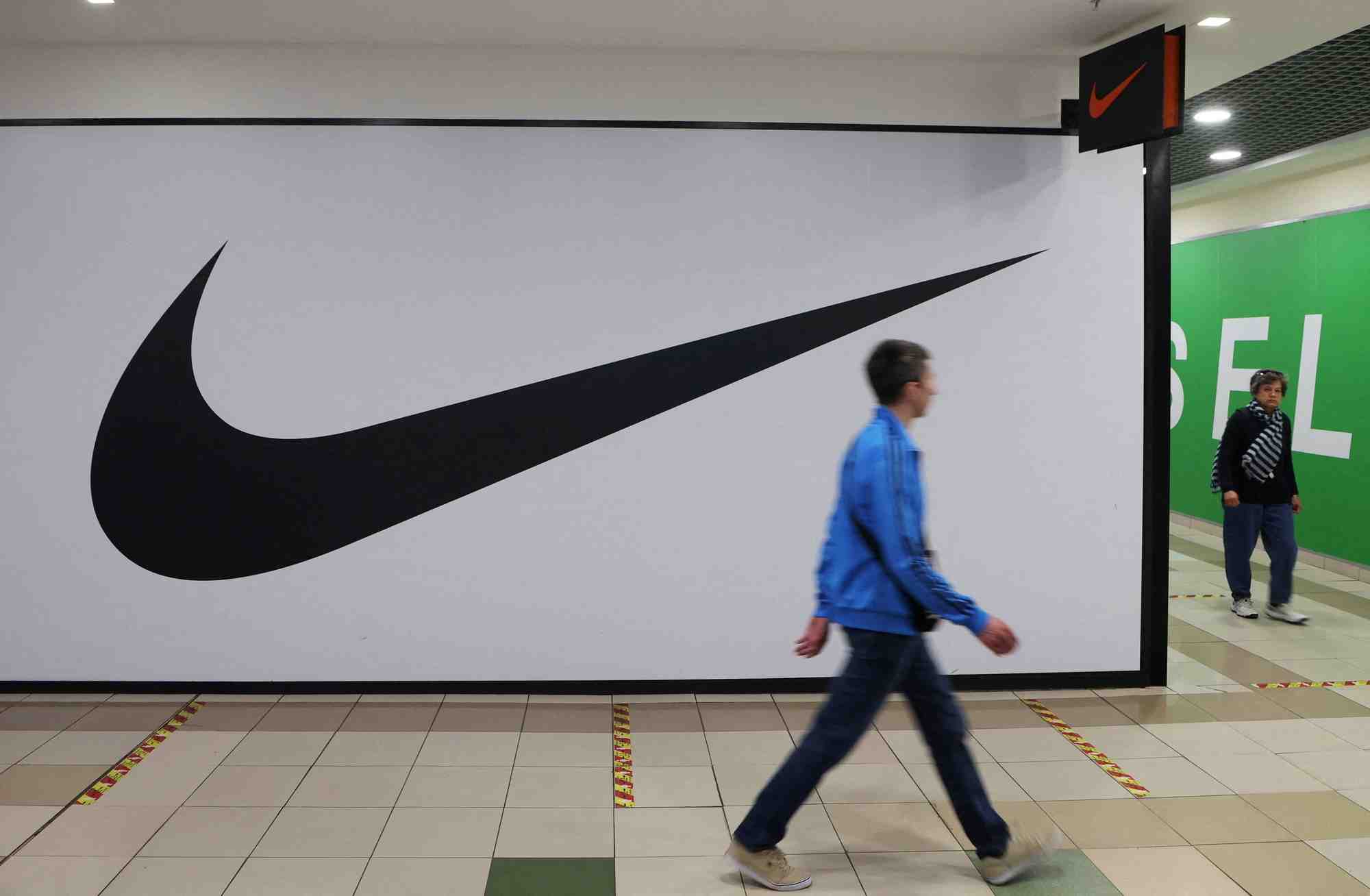 Nike va se retirer completement de russie