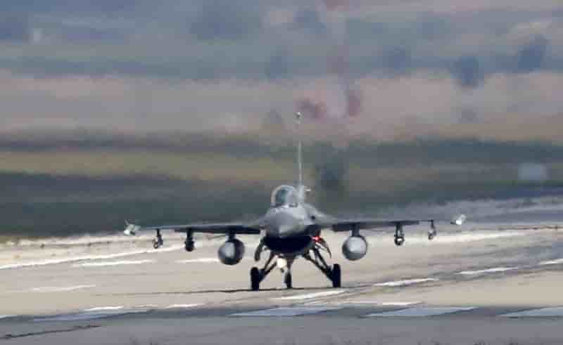 L'armee turque continue de bombarder des positions kurdes en syrie
