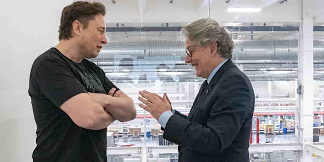 L'entente cordiale entre Elon Musk et Thierry Breton n'est qu'un lointain souvenir.