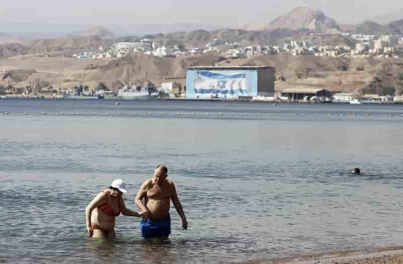 Des tirs de roquettes font quatre blessés à Eilat en Israël