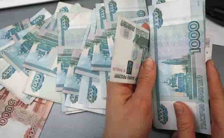S&p abaisse la note de la russie de bbb- a bb+