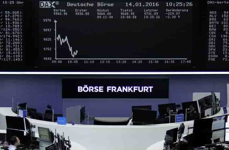 Les bourses europeennes dans le rouge a mi-seance avec le secteur automobile