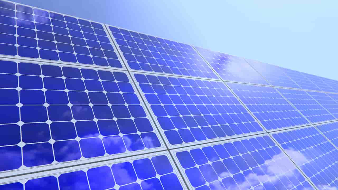 Cette nouvelle technologie devrait permettre aux collectivités locales de mieux piloter leurs politiques publiques en matière de transition écologique comme par exemple le suivi de production d'énergie des panneaux solaires.