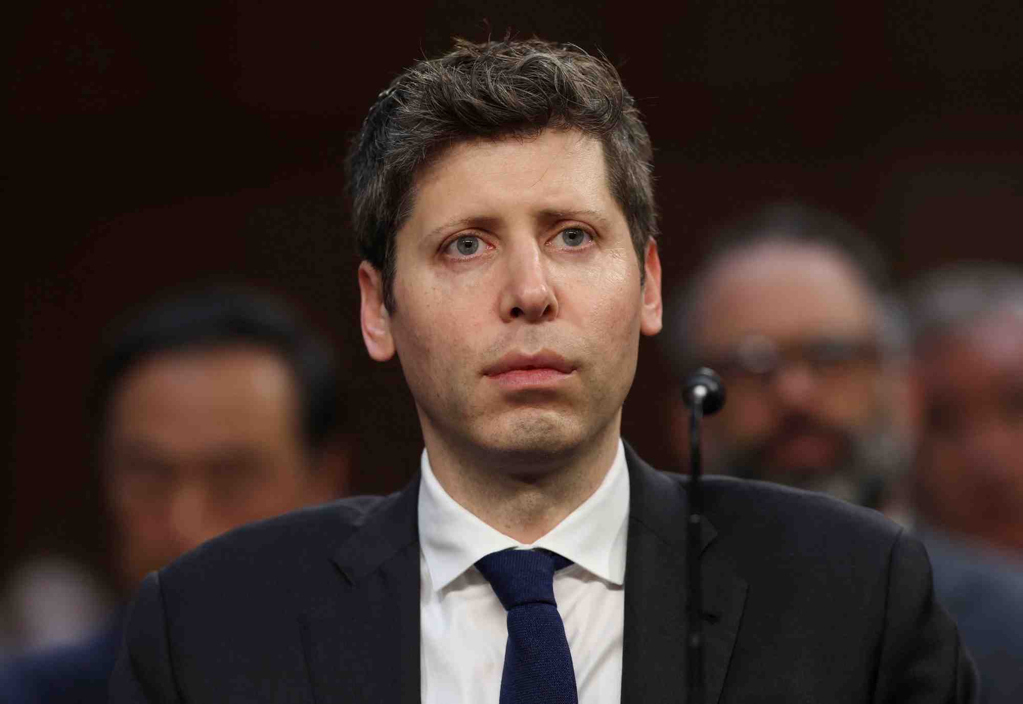 Pour Sam Altman, PDG d'OpenAI, l'IA connait une situation similaire à la bulle Internet de l'an 2000